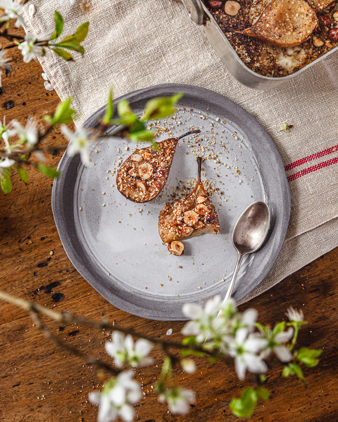 Poire Au Four – Noisettes – Vanille