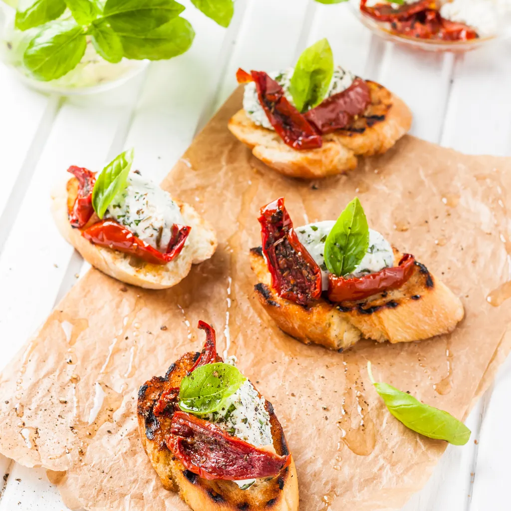 Tartine Pain Seigle – Ricotta – Tomates Séchées
